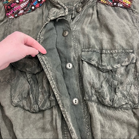 Staring at Stars Army Green Embroidered Shirt Jacket - Picture 4 of 6